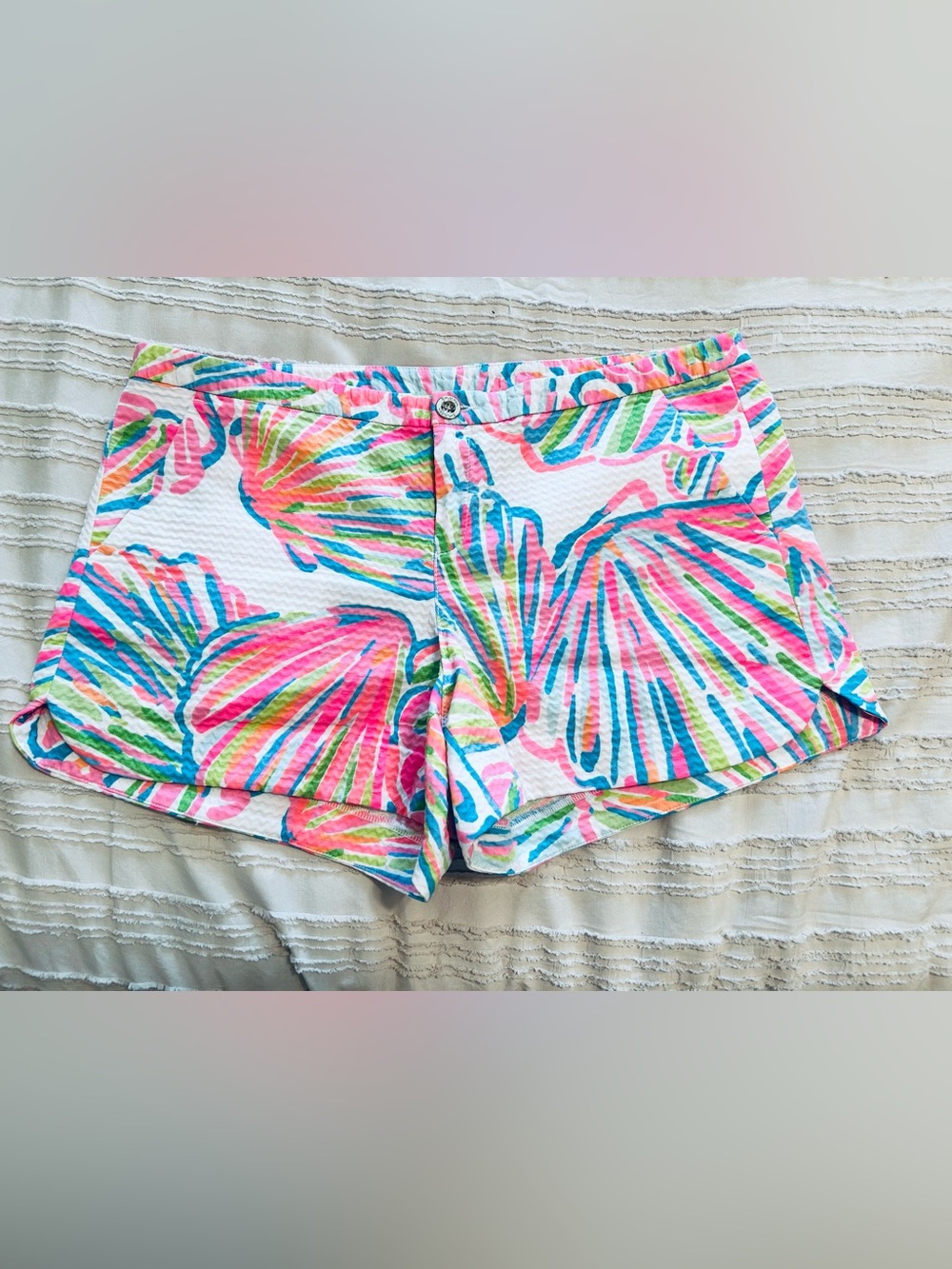 Lilly Pulitzer Women’s Multicolor Printed Shorts - Pink & Blue Tropical Pattern